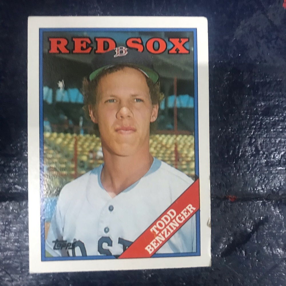 Multiple Baseball Cards - Picture 13 of 16